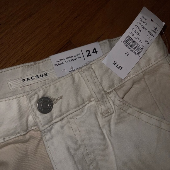 Patchwork Ultra High Waisted Flare Pants - Picture 4 of 5